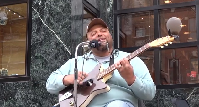 20140510sa-kevin-bf-burt